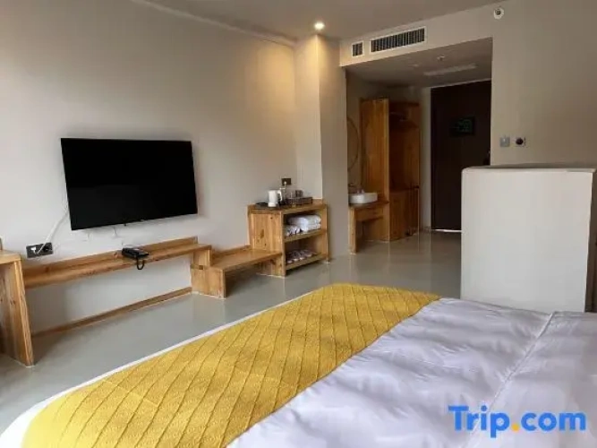2 Bedrooms Double Apartment