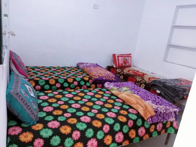 One Light Hostel