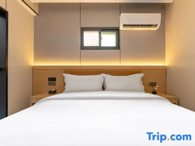 Longyi Hotel (Changbei Airport Branch)