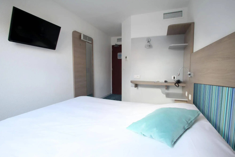 Hôtel REVOTEL