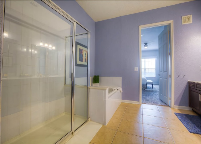 5048 Shoreway Loop #402,