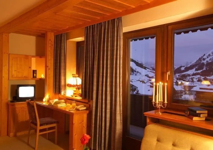 Standard Quadruple room with balcony and with mountain view