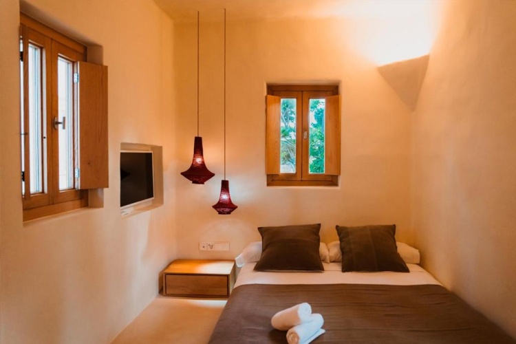 Basic Double room
