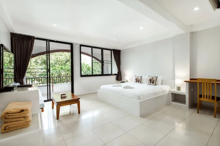 Superior Double room with balcony