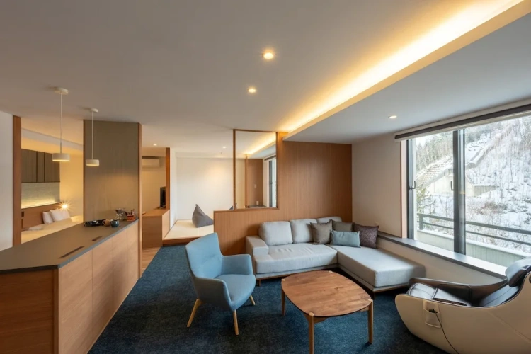 Luxury Suite