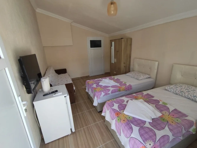 Economy Twin room with balcony