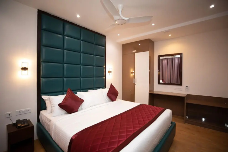 Hotel Silver Clé Hitech City