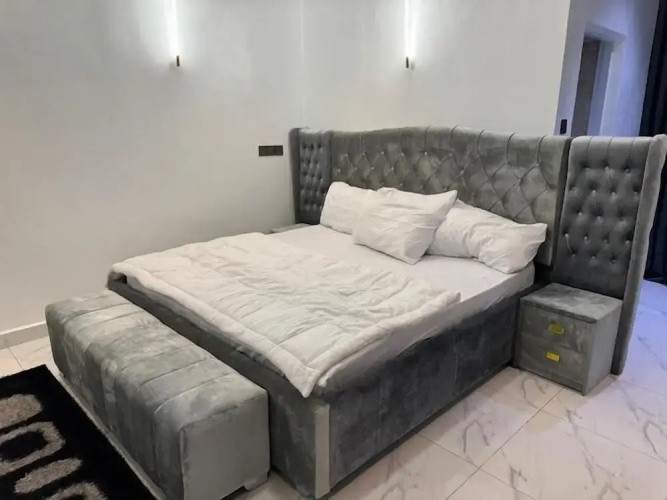Zorah's Apartment