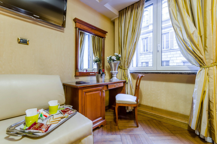Luxury Rooms H 2000 Roma