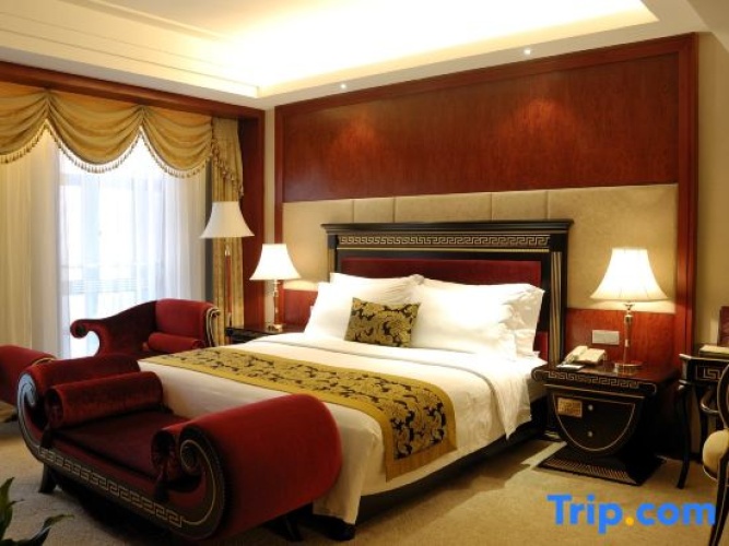 Royal Suite
