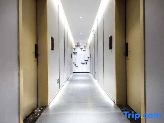 Lanshe Yaju Hotel