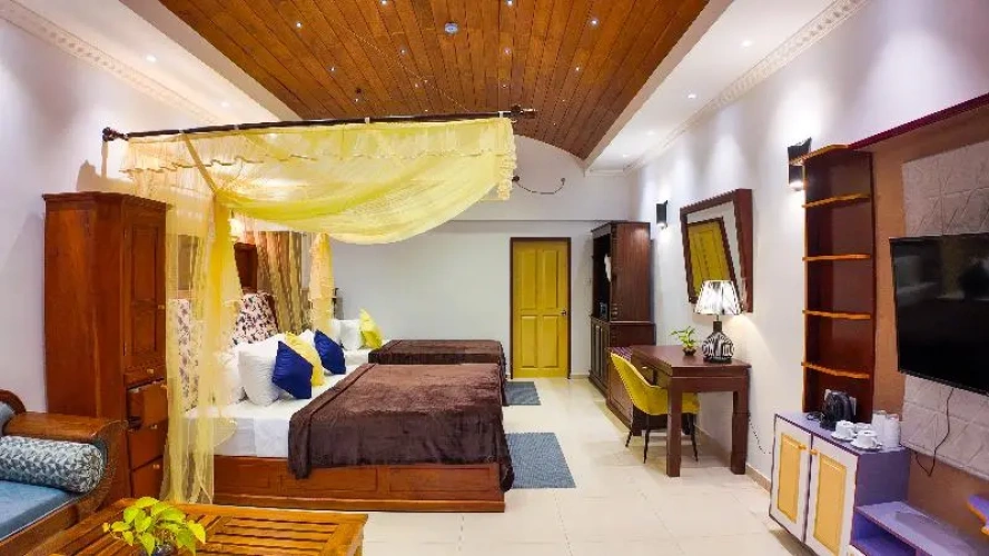 Deluxe Triple room