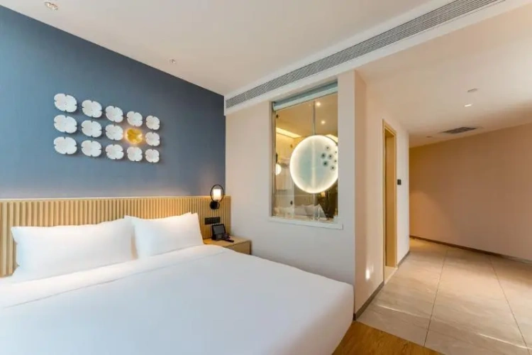 Standard Double Suite