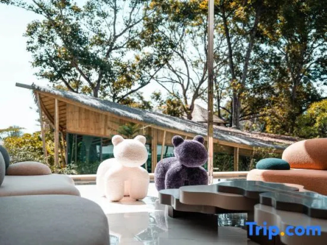 Luxtalay Khanom Hotel