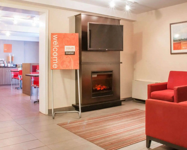 Comfort Inn South photo 18