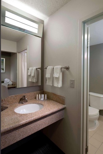 Sonesta Select Pleasant Hill photo 8