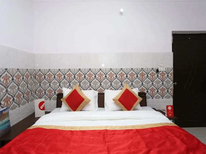OYO 14920 Blue Heart Guest House