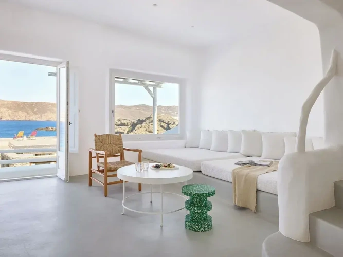 2 Bedrooms Suite with panoramic sea view