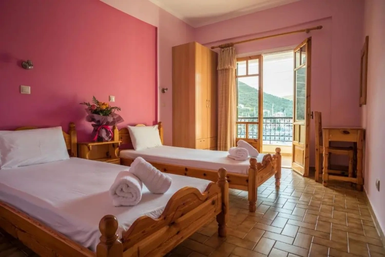 2 Bedrooms Apartment