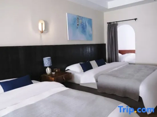 Standard Triple Family room