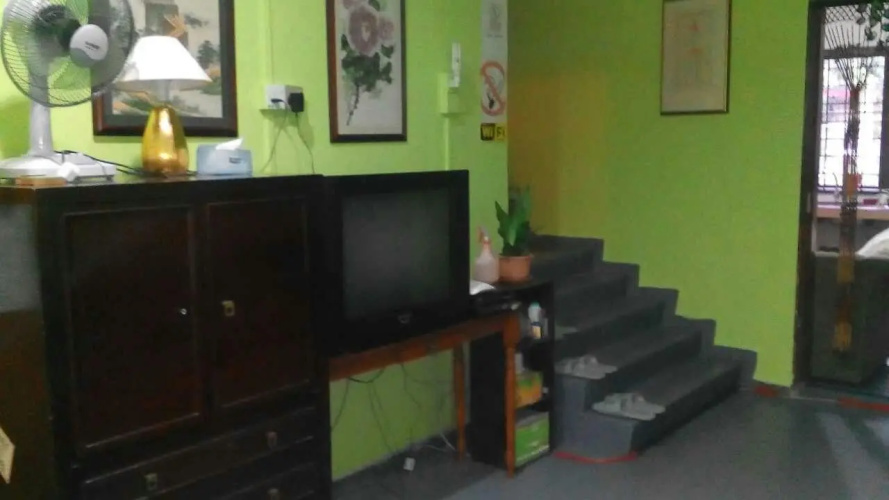 Oriental Riverside Guesthouse