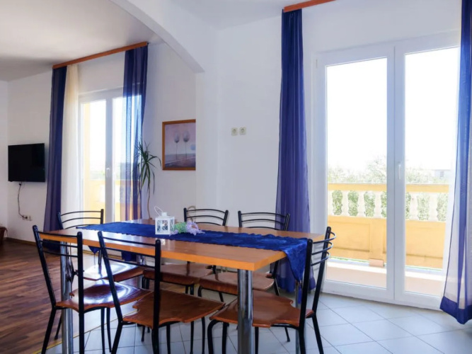 Apartment Dora Spiez 39648