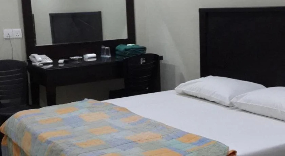 Leon Inn Jodoh Square