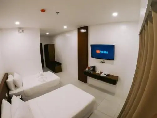 Cris Inn - Tagum