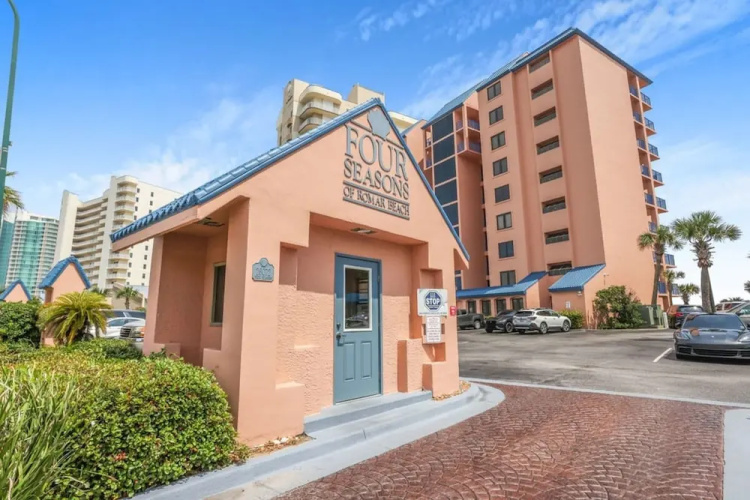 Four Seasons 402-e Private Fishing Pier - Orange Beach, AL