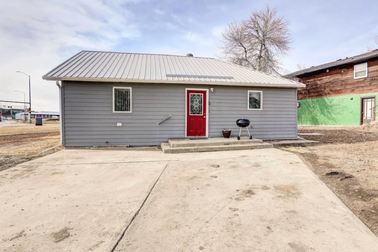 2 Bedrooms Cottage