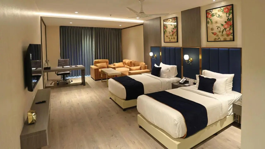 Hiland Hotel