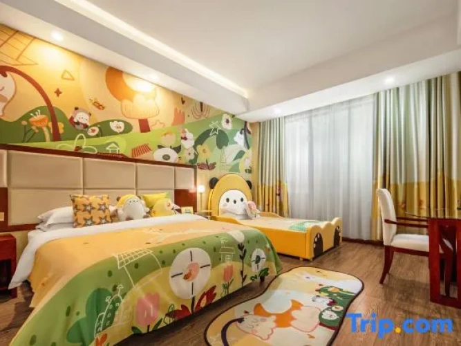 Standard Double Family room with city view