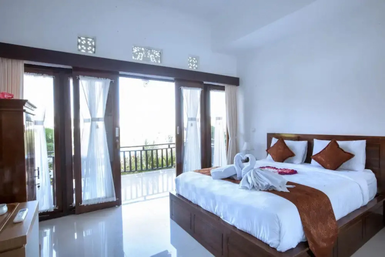 Kaylas Hill Resort