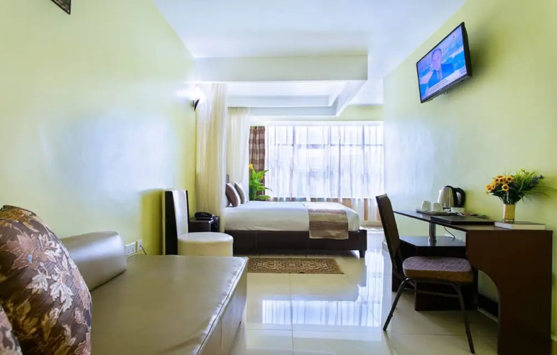 The Legacy Hotel & Suites