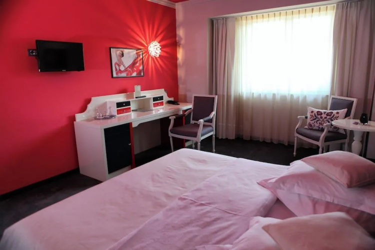 Simfonia Boutique Hotel