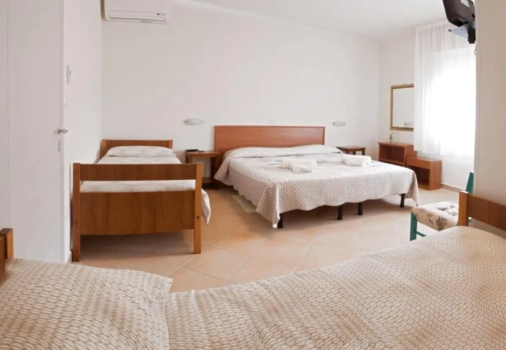 Standard Quadruple room
