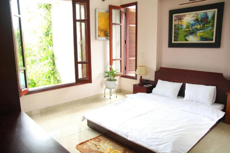 Ha Long Lily Homestay