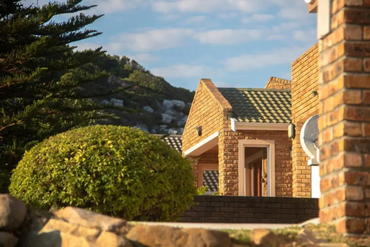 Marianella Guest House