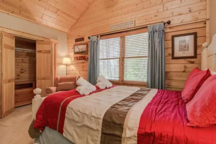 La Dolce Vita Cabin
