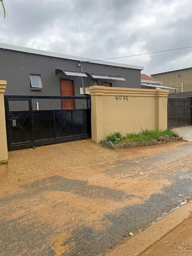 Ext4 Guest house