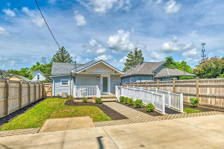 2 Bedrooms Cottage