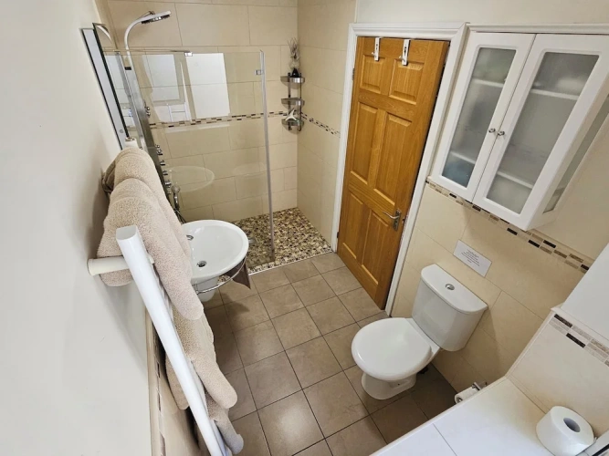 2 Bedrooms Standard Family room