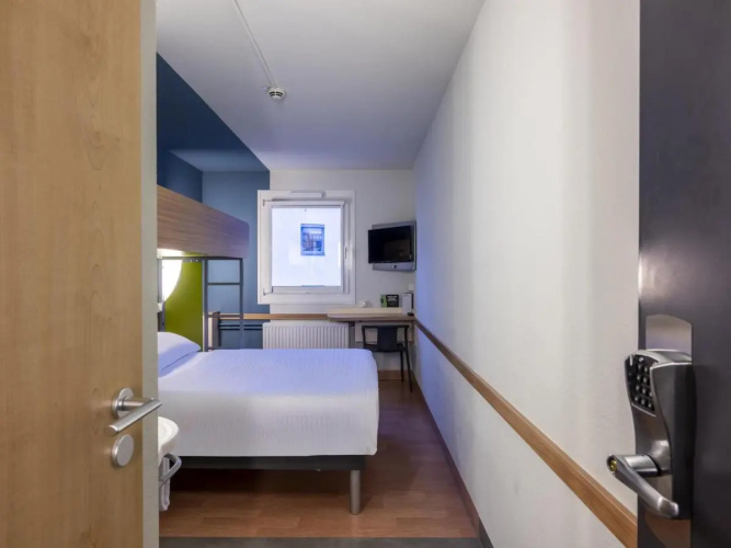 B&B HOTEL Erlangen-Tennenlohe