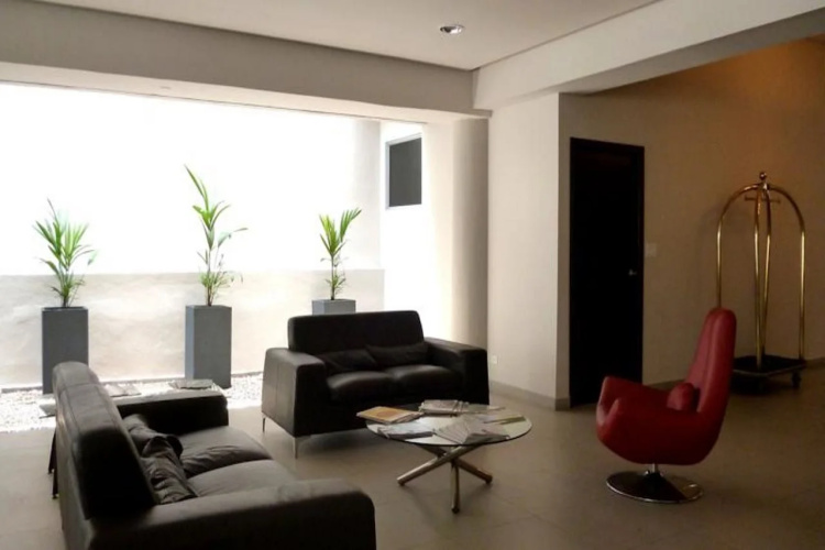 Hotel Tower House Suites