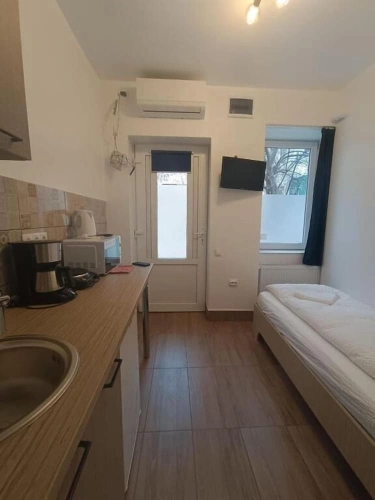Classic Single room with courtyard view