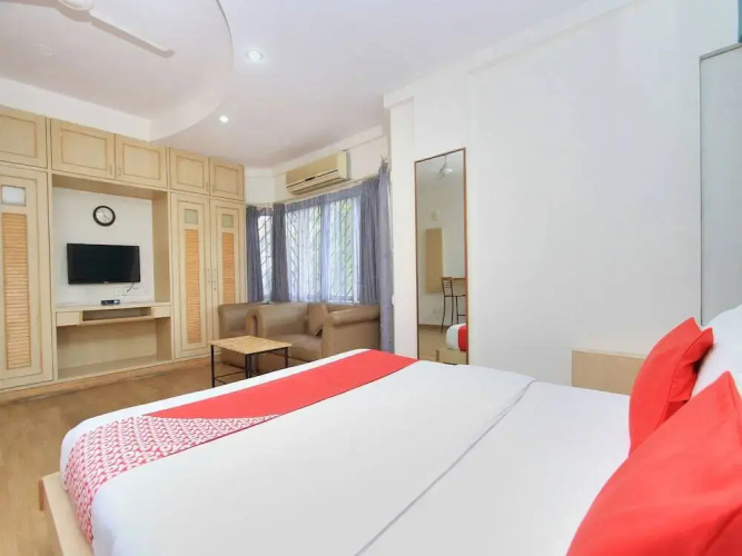 Compact Villa Lavelle