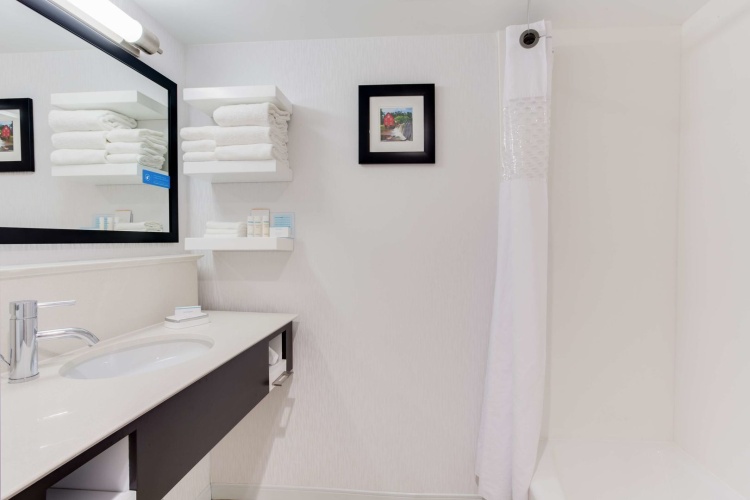 Hampton Inn Norcross photo 11