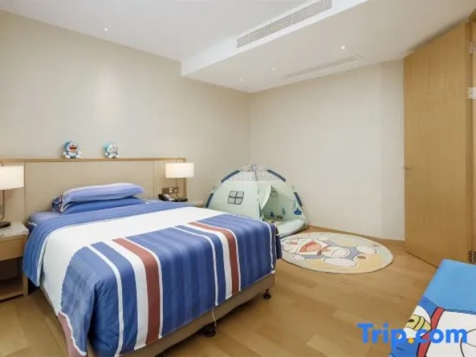2 Bedrooms Triple Family Suite