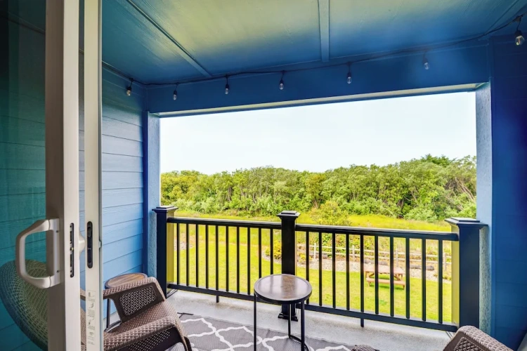 1 Bedroom Apartment with balcony