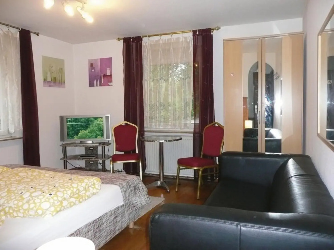 City Hotel